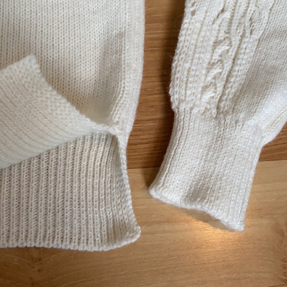 Elsamanda Winter White Sweater - Picture 8 of 16